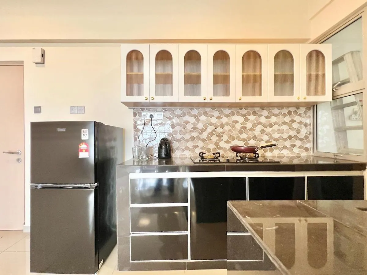 Perling Muji 3 Bedrooms Suites 6 Pax Paradigm Mall Johor Bahru