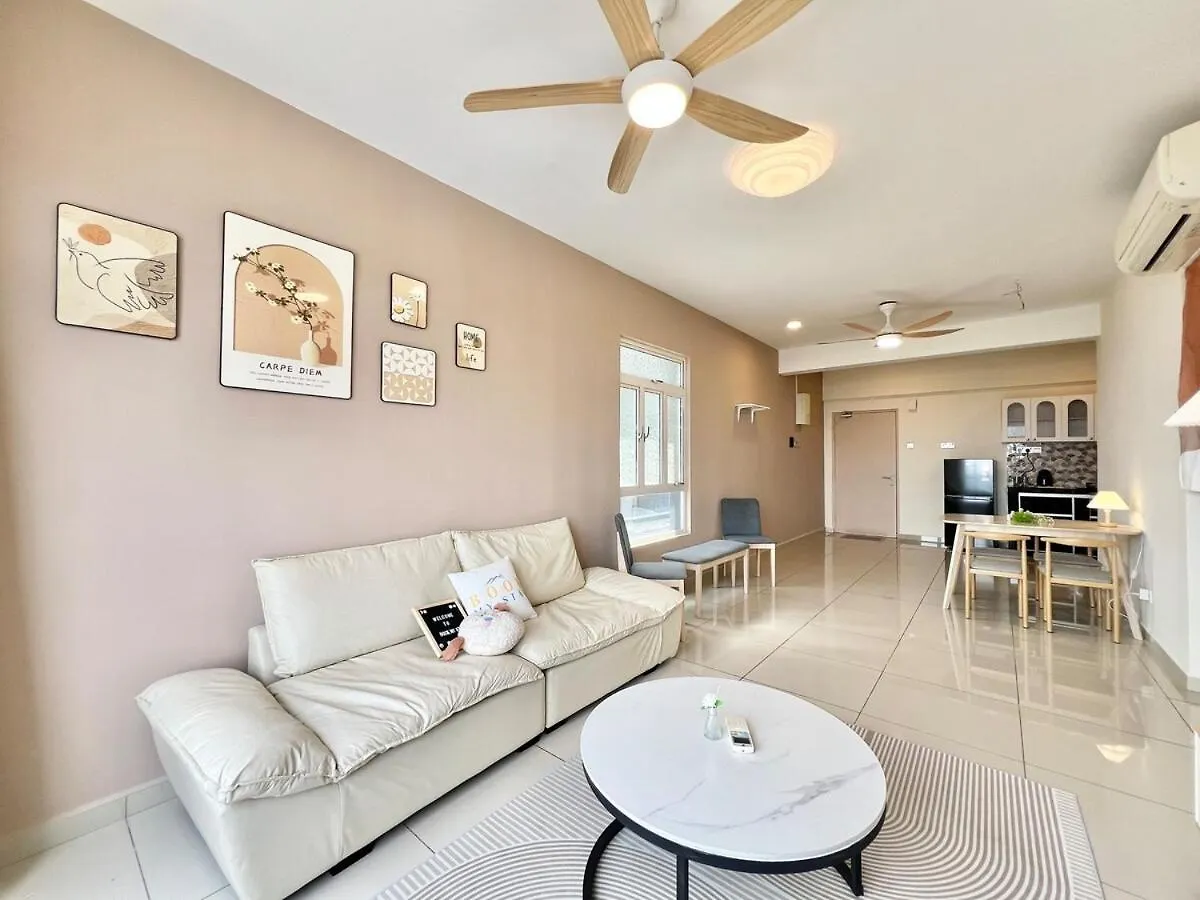 Perling Muji 3 Bedrooms Suites 6 Pax Paradigm Mall Johor Bahru Malásia